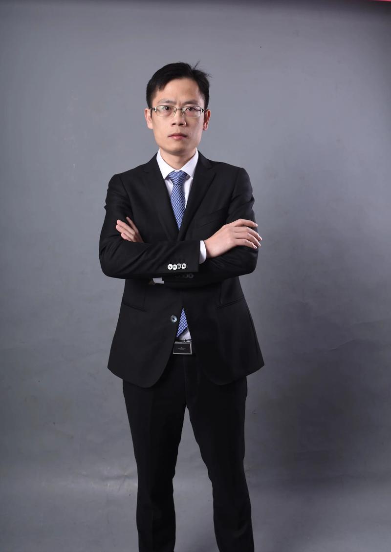 卞备宁 后期制作总监